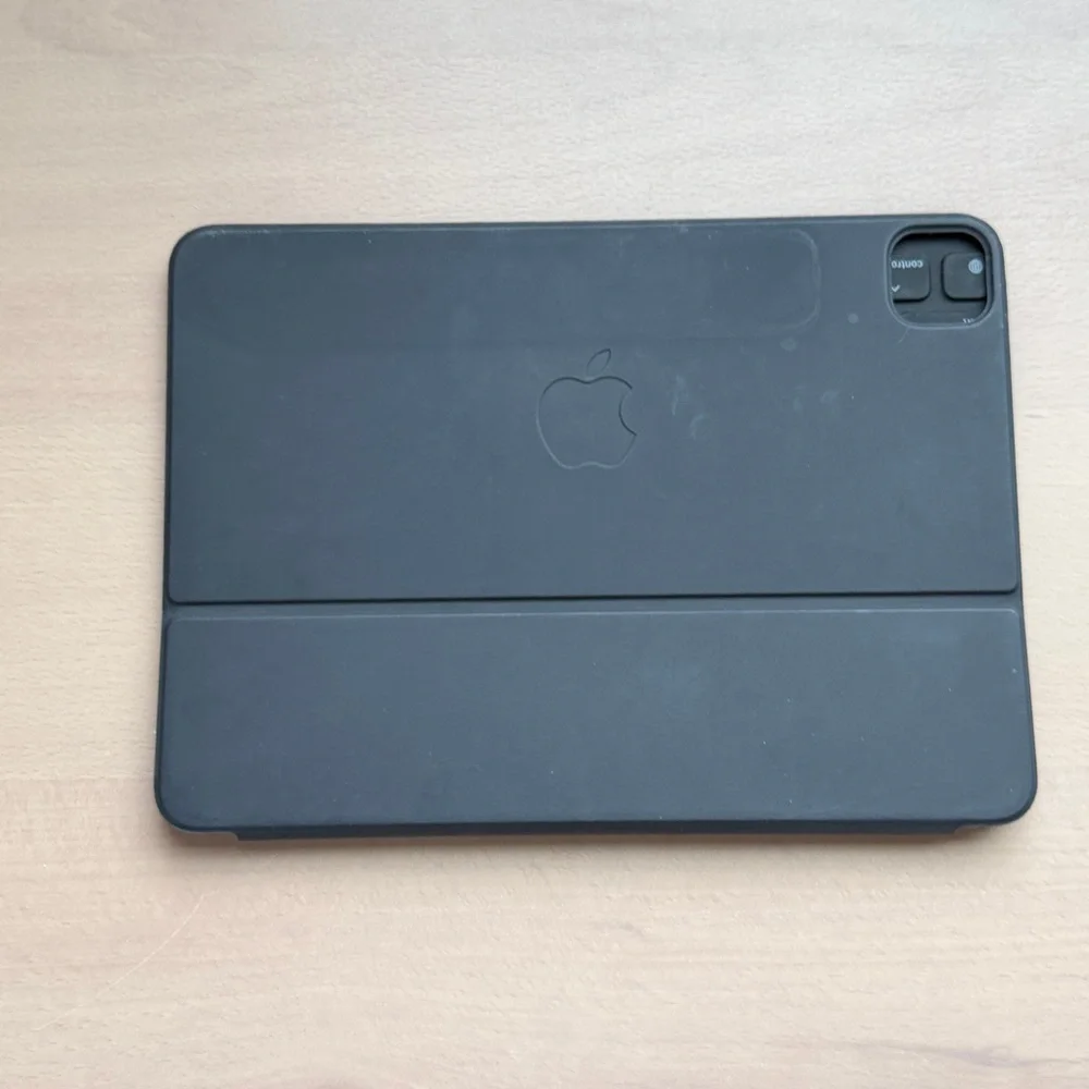 Apple Magic Keyboard for iPad Air 9.7
